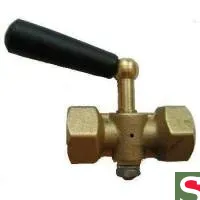 Кран для манометра трехходовой 1/2*М20*1,5