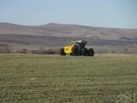 Внесение селитры пневмоходами Барс-271